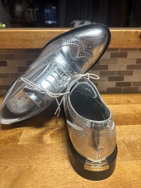 Burberry  Silver Metallic Wingtip Oxford loafer Size 38  in women’s  7 in US